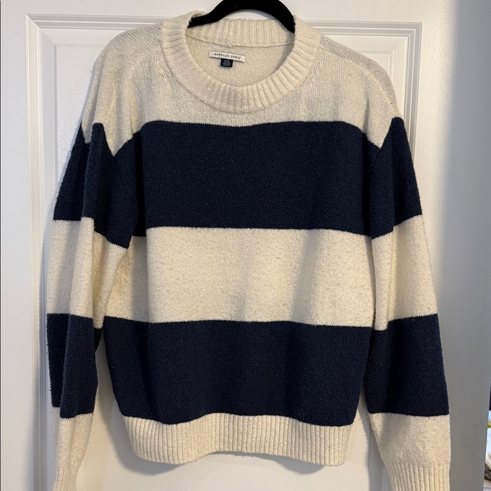 American Eagle Outfitters Cream Knit Sweater